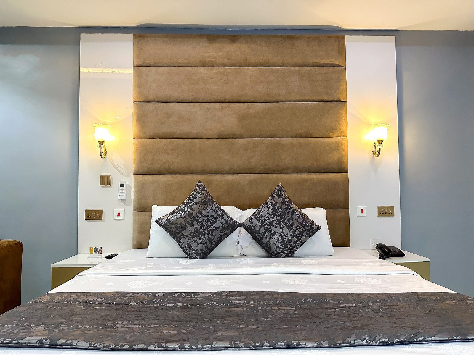 Diplomatic Suite