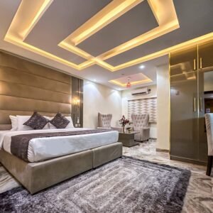 Luxury Deluxe Suite